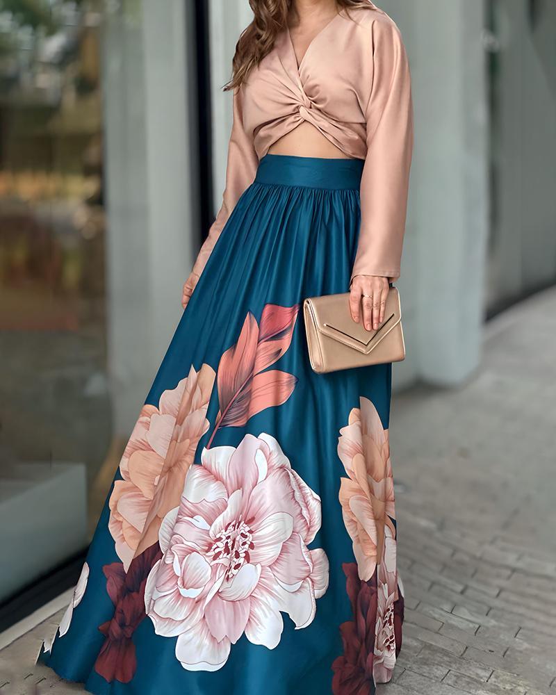 Yfke - Crop Top en Bedrukte Satijnen Rok Set