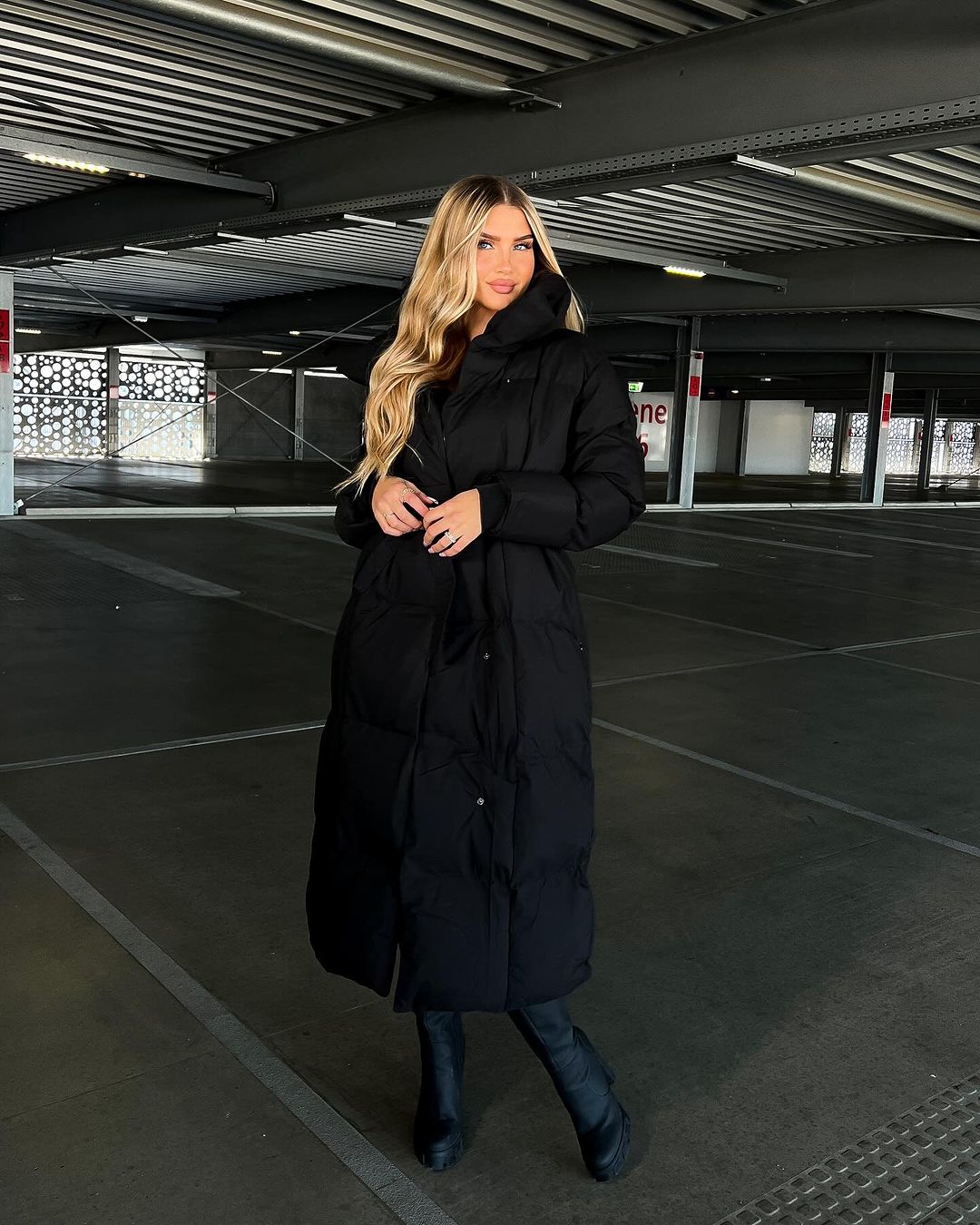 Ilona - Lange Winterjas Voor Dames Met Verstelbare Riemband