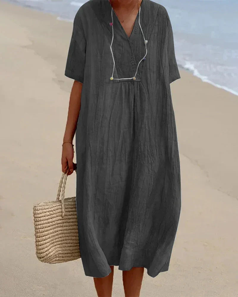Delphine - V-hals jurk in effen kleur met halve mouw