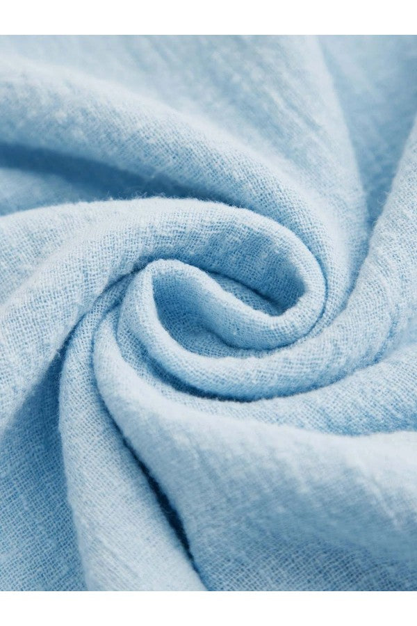 Tjitske - Blauwe Blouse Met V-Hals, Halflange Mouwen En Knopen