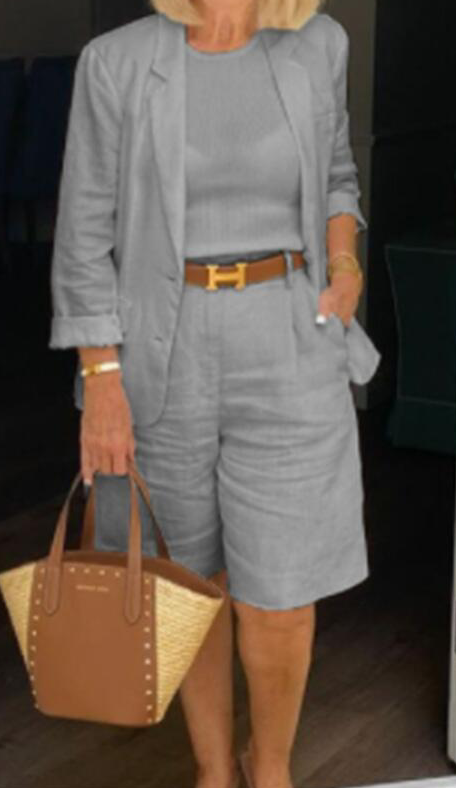 Melody - Elegante linnen short en blazerset voor dames