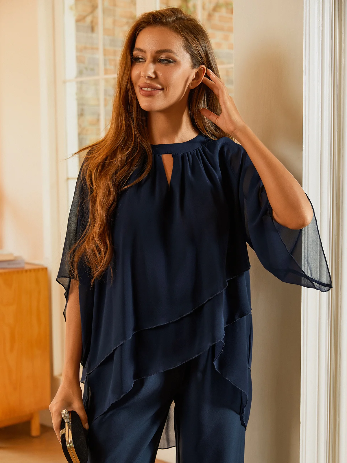 Bo - Urban Tweedelige Set Met Elegante Ronde Halslijn In Effen Chiffon